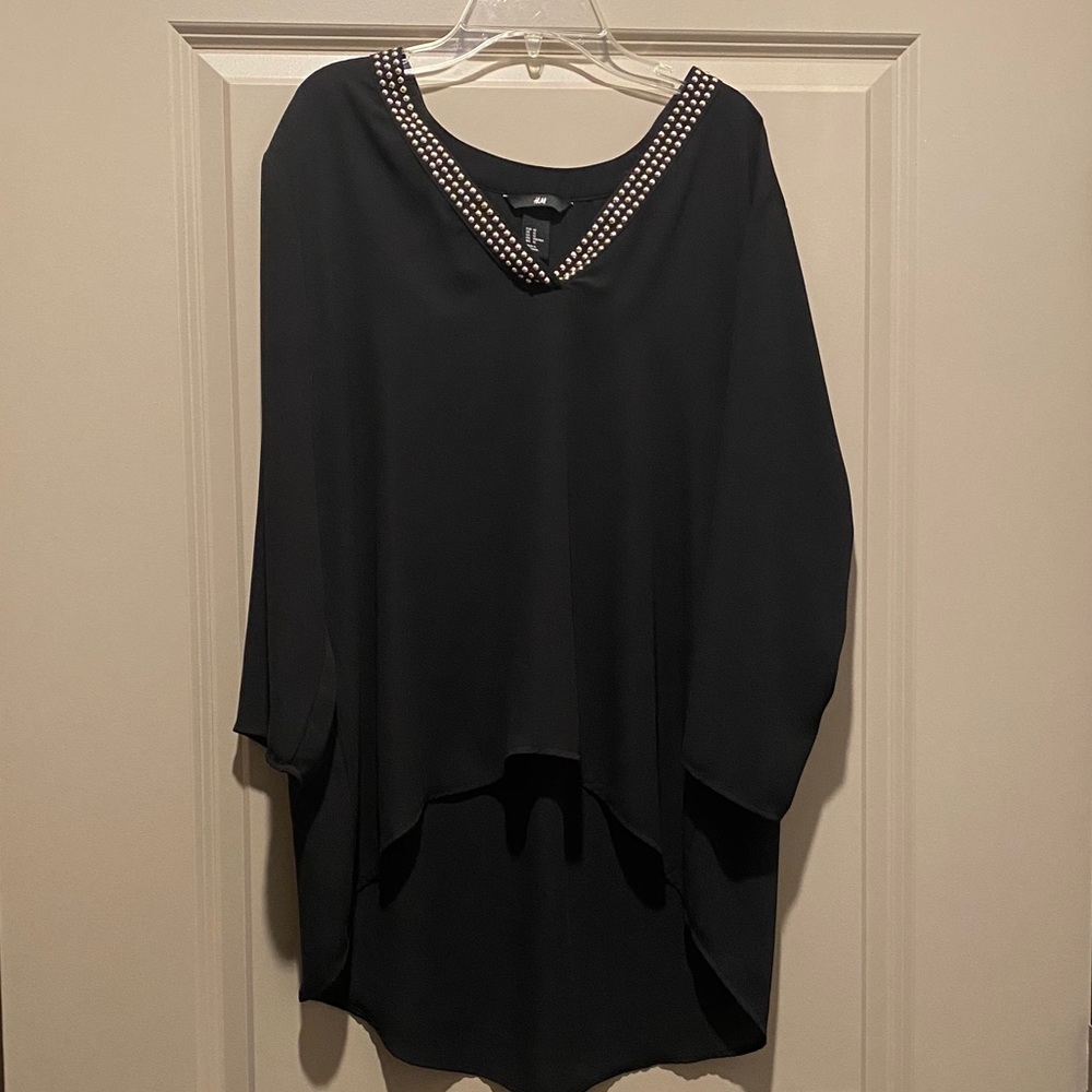 Black flowy top